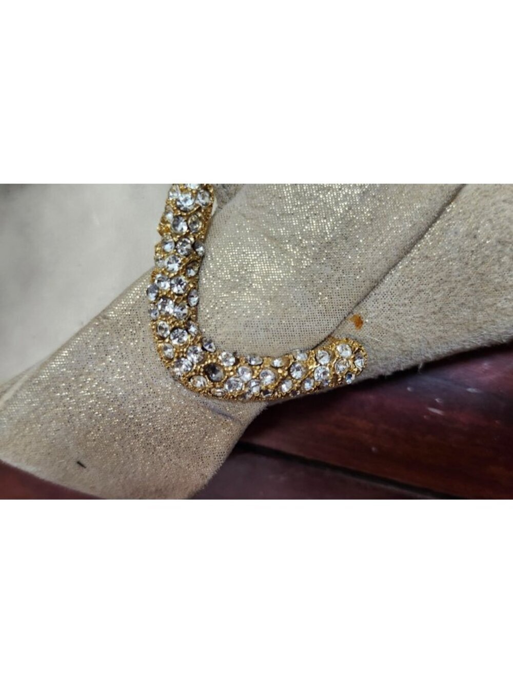 Stuart Weitzman Slingback Heels Beige Suede Rhinestone Buckle Pointed Toe US 8 M - Picture 5 of 11
